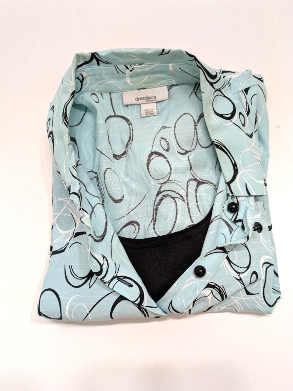 2 Pc Dressbarn Woman Aqua Button Up Blouse and Black Tank Top Size 22/24